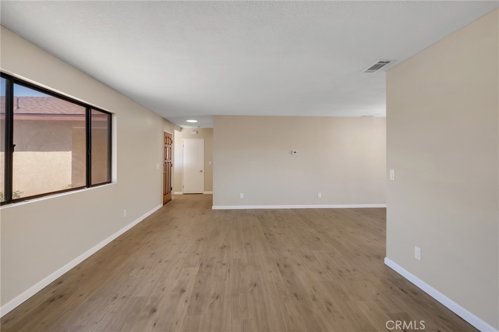 13145 Riverview Property Photo 8