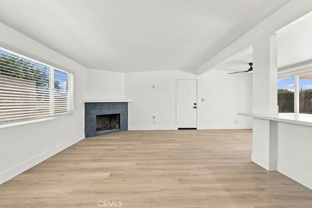 9390 3rd Avenue Property Photo 10