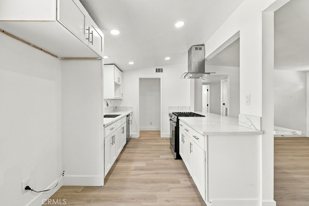 9390 3rd Avenue Property Photo 14