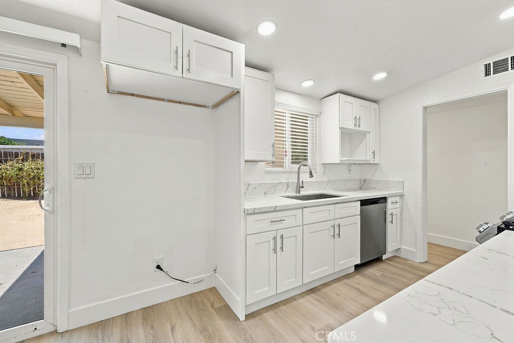 9390 3rd Avenue Property Photo 16