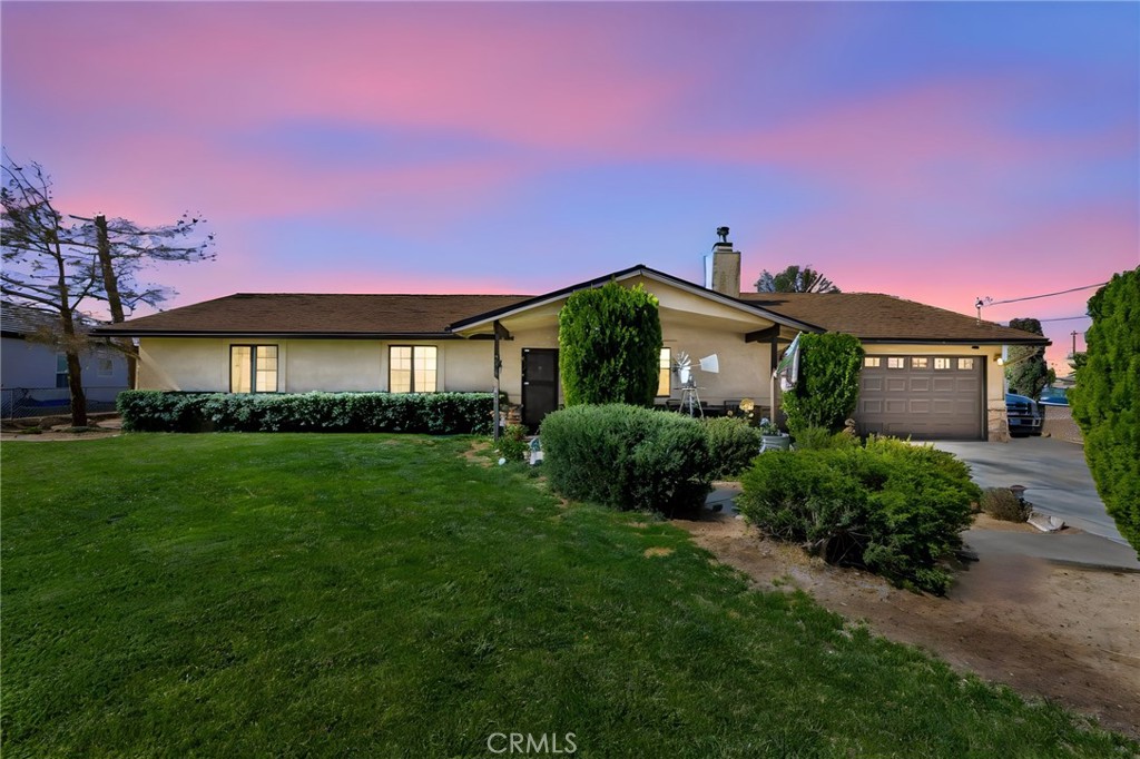 8090 Corona Property Photo 1