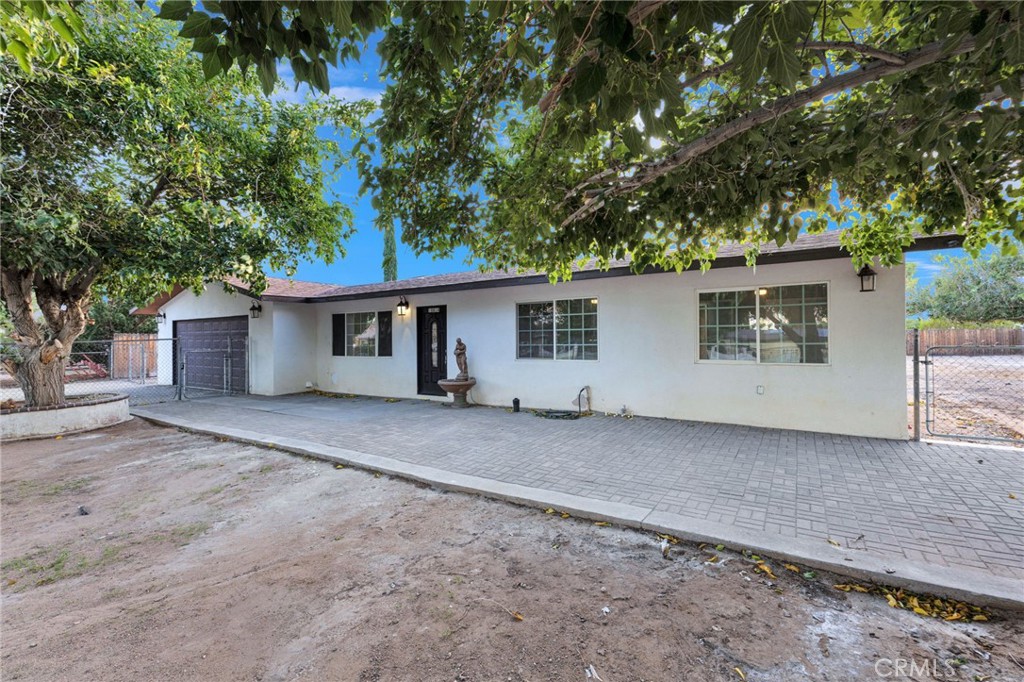 10814 Victor Property Photo 3