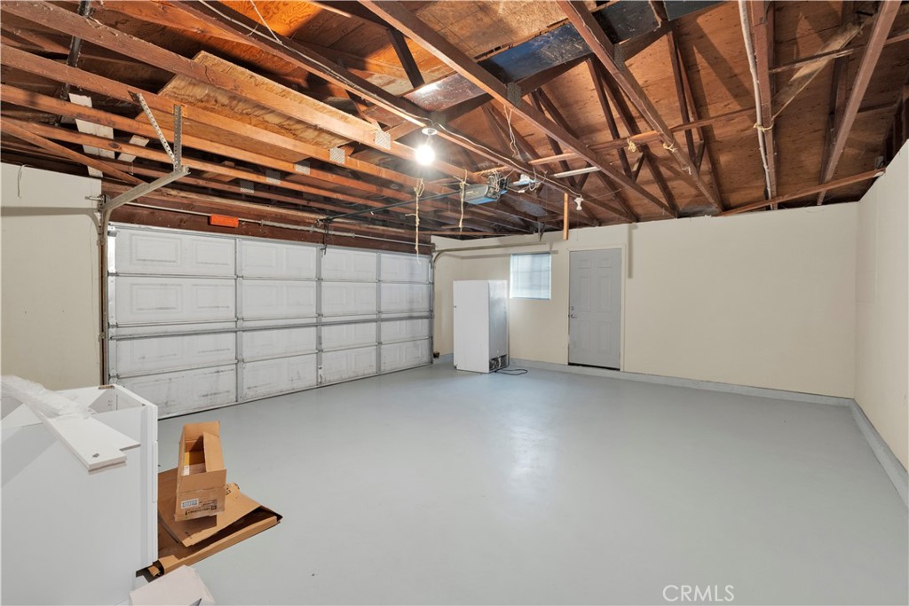 10814 Victor Property Photo 28