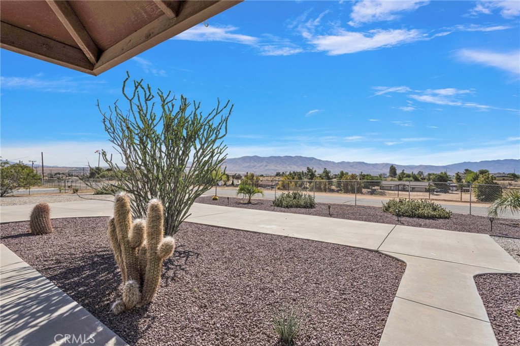 18494 Mojave Property Photo 4
