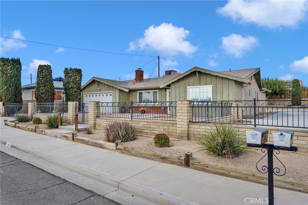 1130 Oasis Drive Property Photo 2
