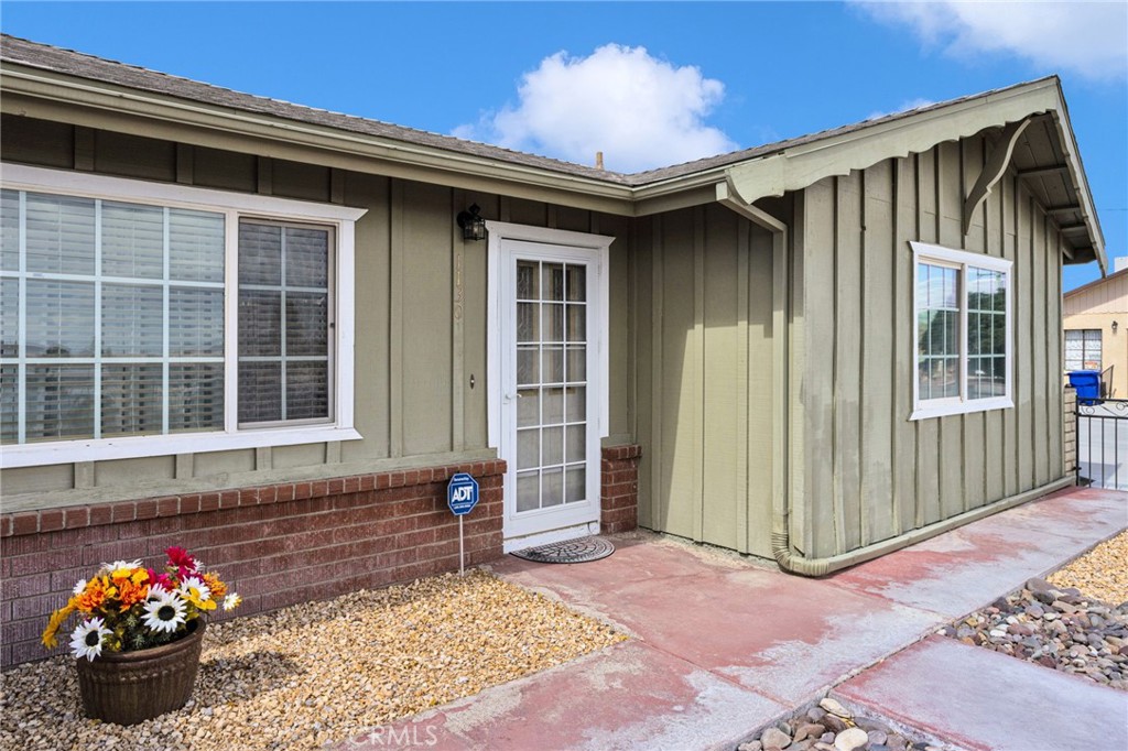 1130 Oasis Drive Property Photo 5