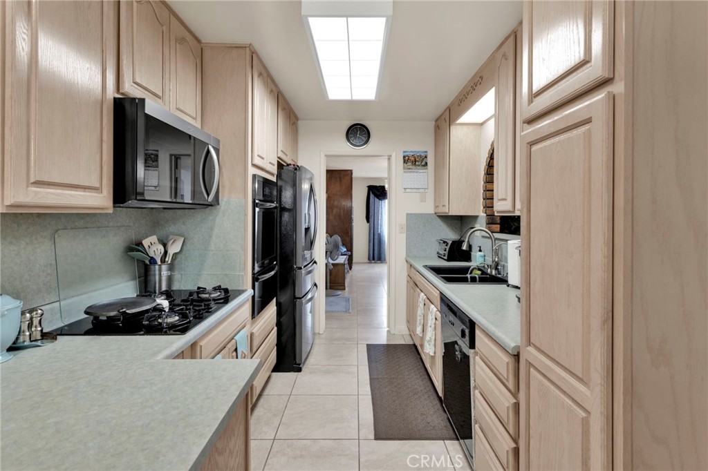 1130 Oasis Drive Property Photo 12