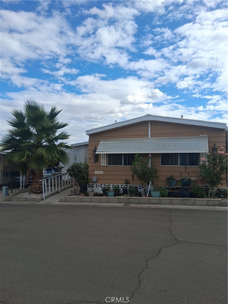 20683 Waalew B37 B37 Property Photo 1