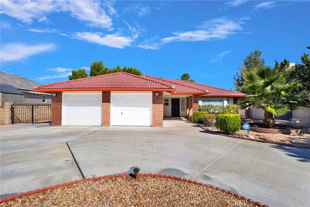 13355 Stoneridge Drive Property Photo 4