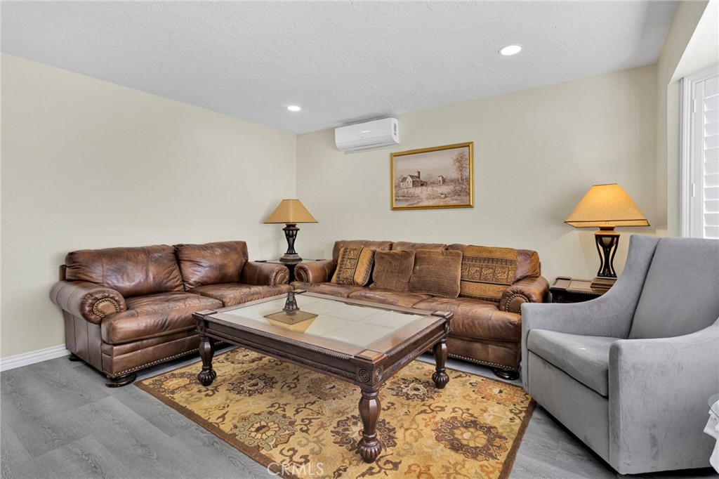 13355 Stoneridge Drive Property Photo 10