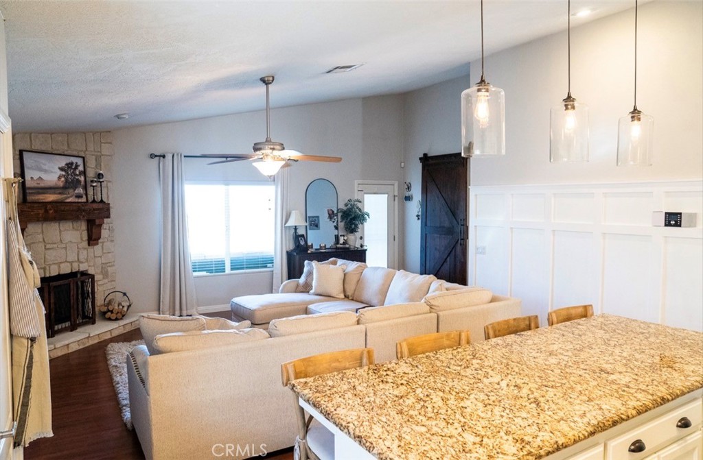 631 Rimrock Property Photo 14