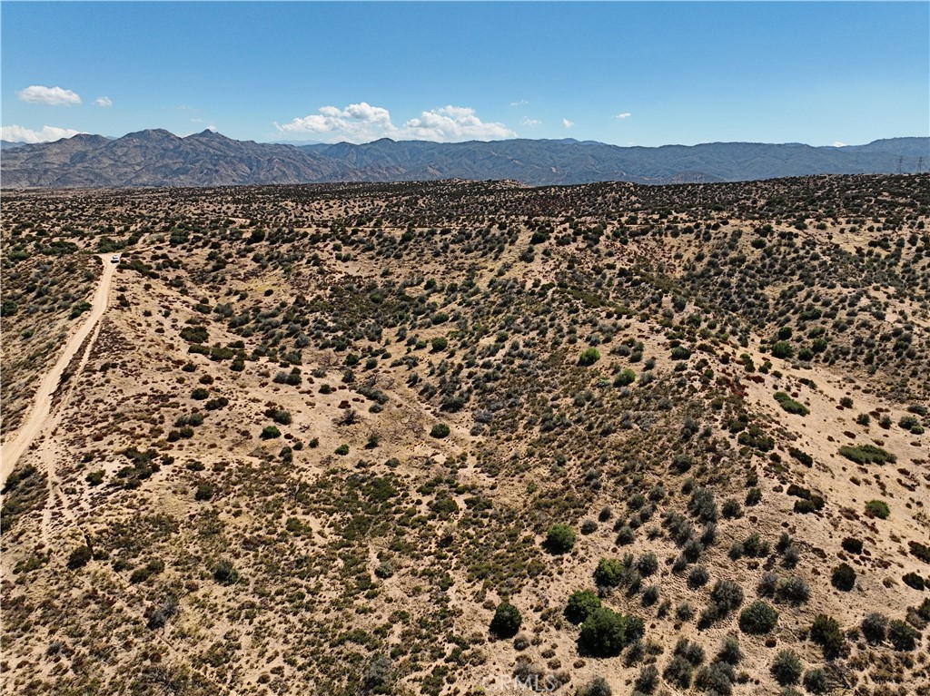 740 Summit Valley (near) Road Property Photo 4