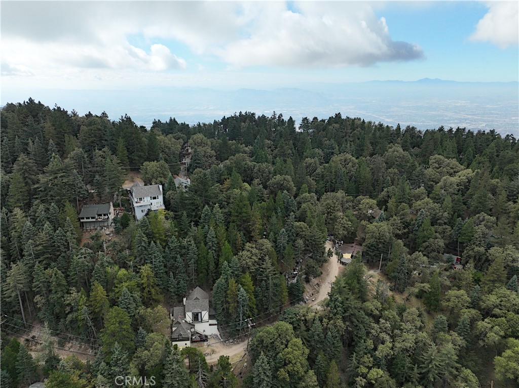 757 Scenic View Drive Property Photo 4