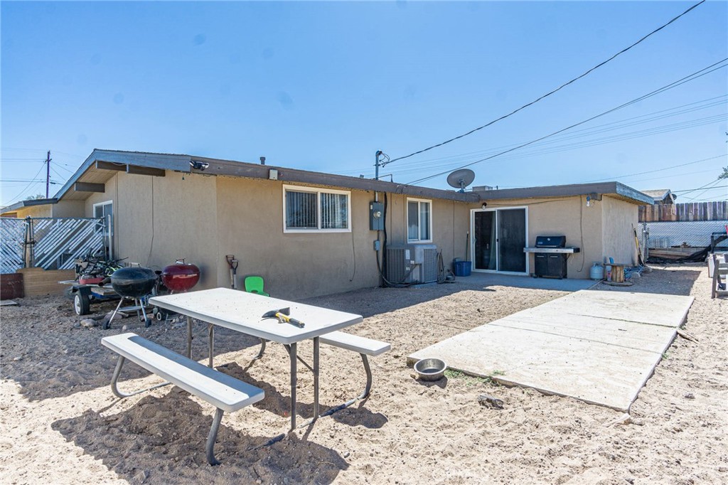 560 S Muriel Property Photo 32