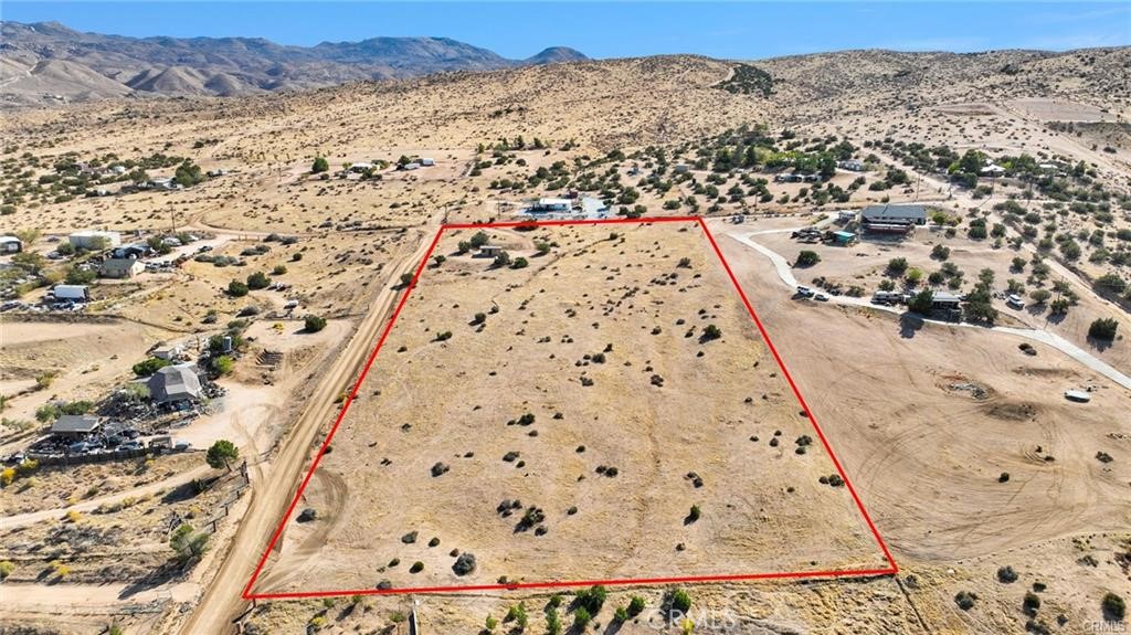 23766 Valley View Property Photo 8