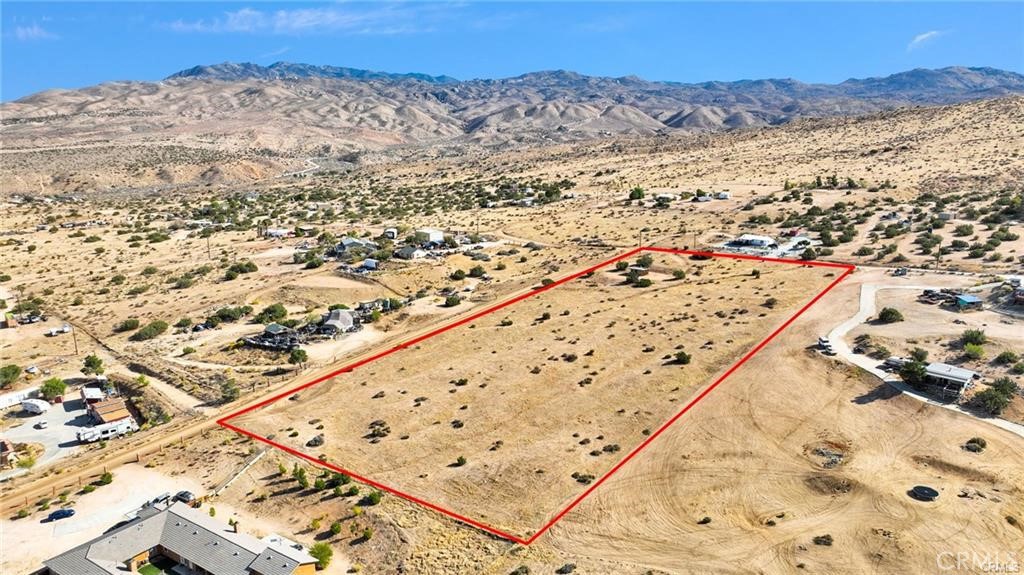 23766 Valley View Property Photo 9