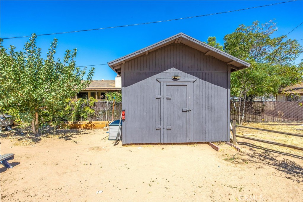 13231 Iroquois Property Photo 32