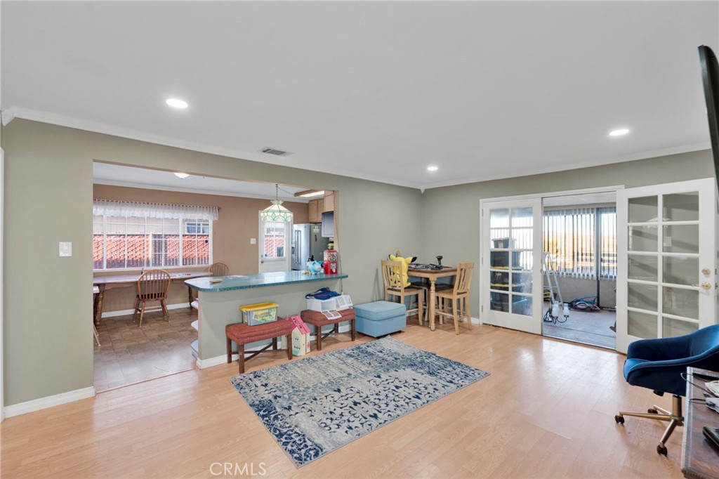 661 Stevens Property Photo 7