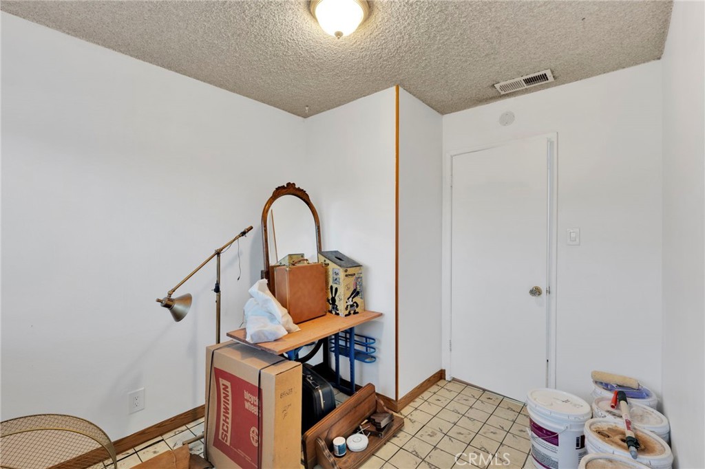661 Stevens Property Photo 23