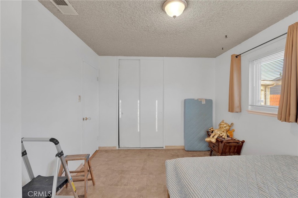 661 Stevens Property Photo 26