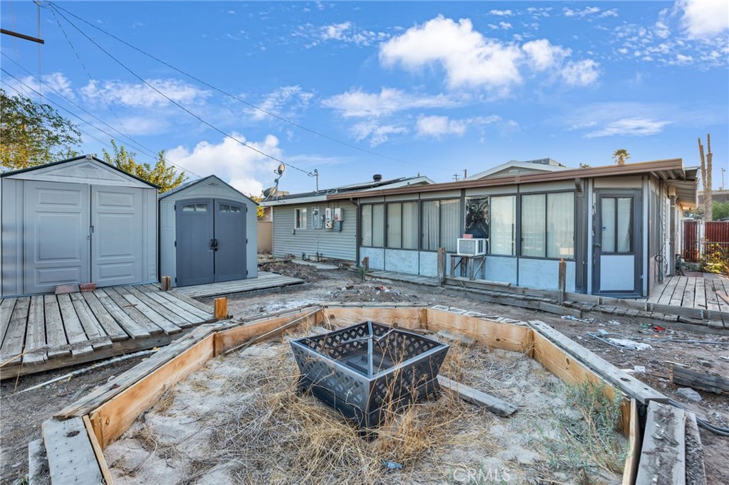 661 Stevens Property Photo 31