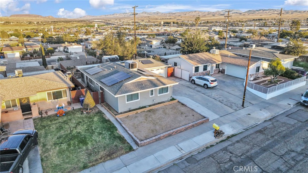 661 Stevens Property Photo 42