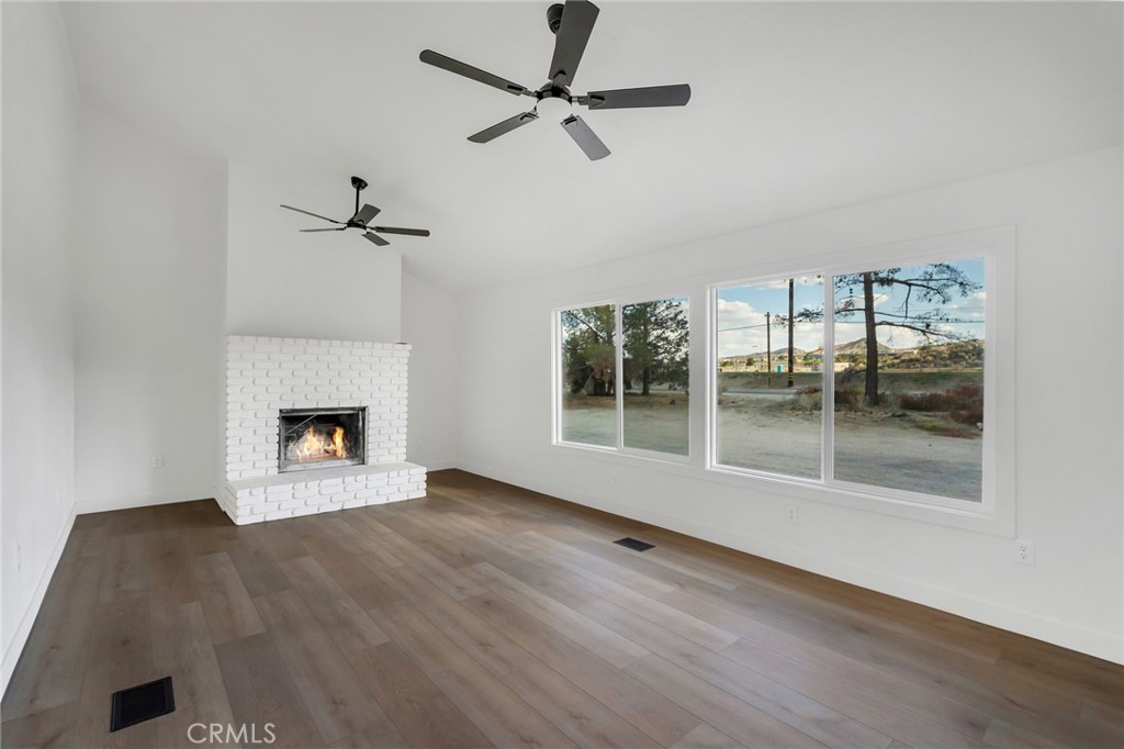 3932 Nielson Road Property Photo 4