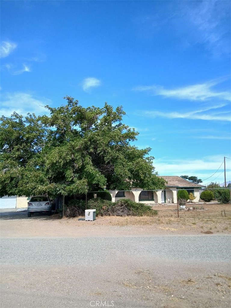 10722 Phelan Road Property Photo 1
