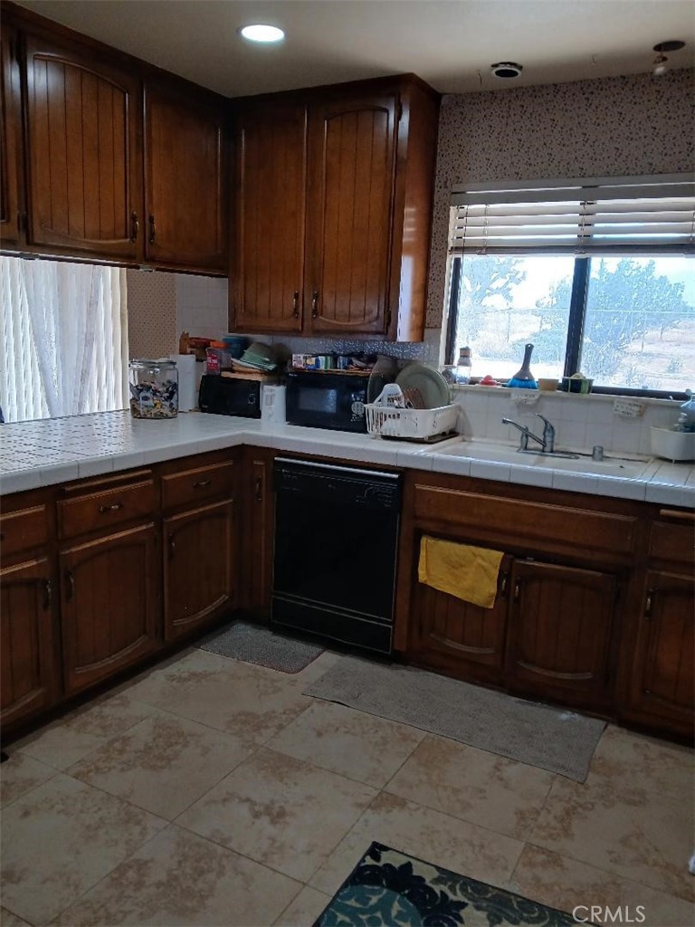 10722 Phelan Road Property Photo 2