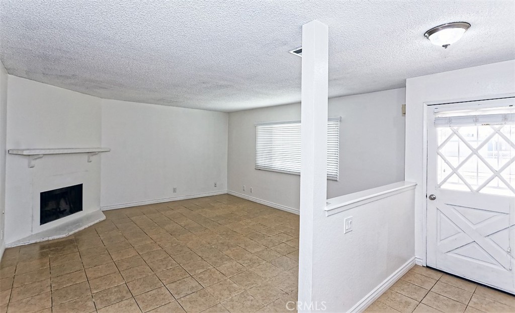 16188 Live Oak Property Photo 2