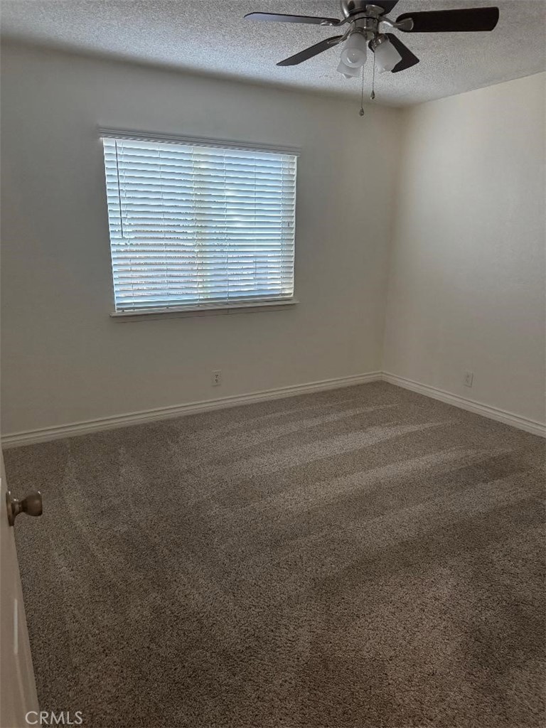 16188 Live Oak Property Photo 5