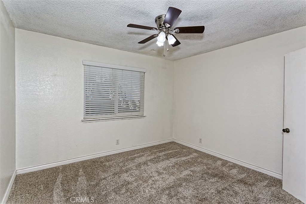 16188 Live Oak Property Photo 15