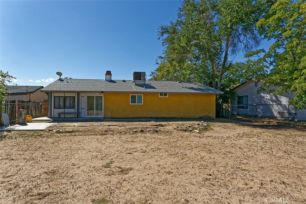 16188 Live Oak Property Photo 23