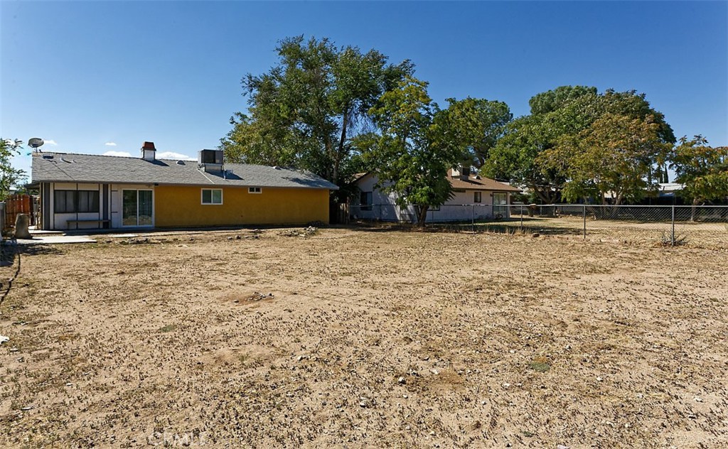 16188 Live Oak Property Photo 25