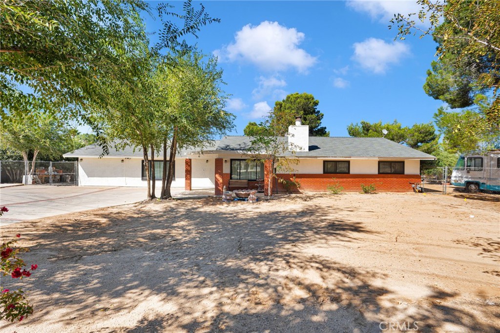 16326 Eucalyptus Street Property Photo 1