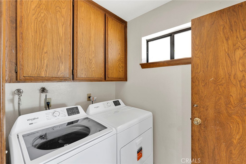 16326 Eucalyptus Street Property Photo 18