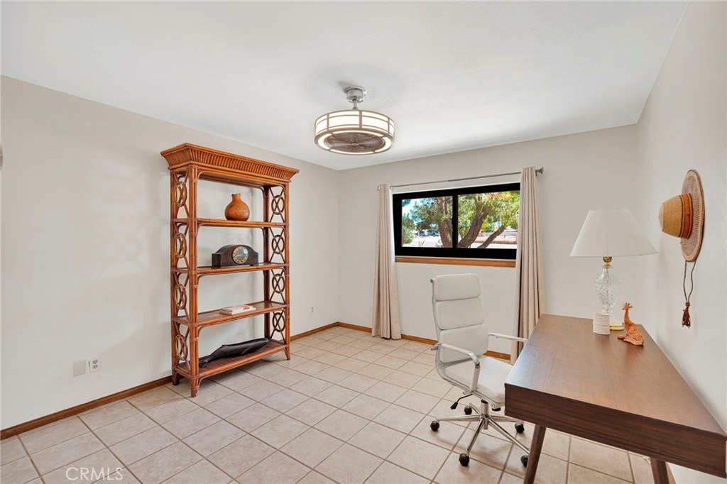16326 Eucalyptus Street Property Photo 19