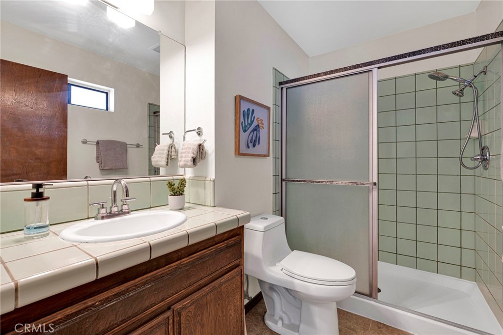 16326 Eucalyptus Street Property Photo 26