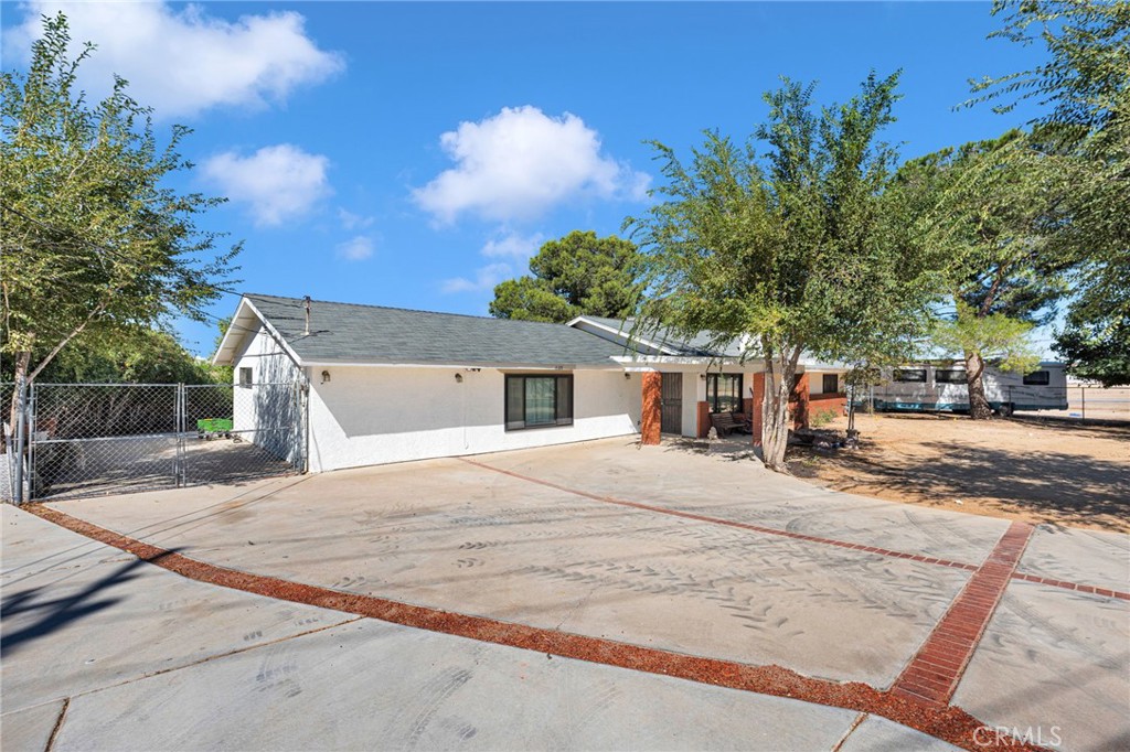 16326 Eucalyptus Street Property Photo 36