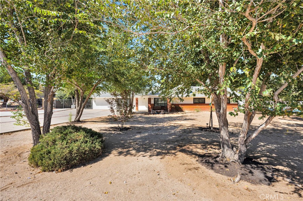 16326 Eucalyptus Street Property Photo 38