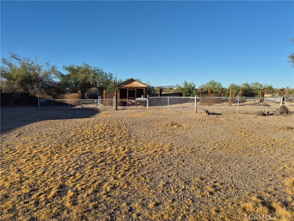 150018 Blackfoot Trail Property Photo 4