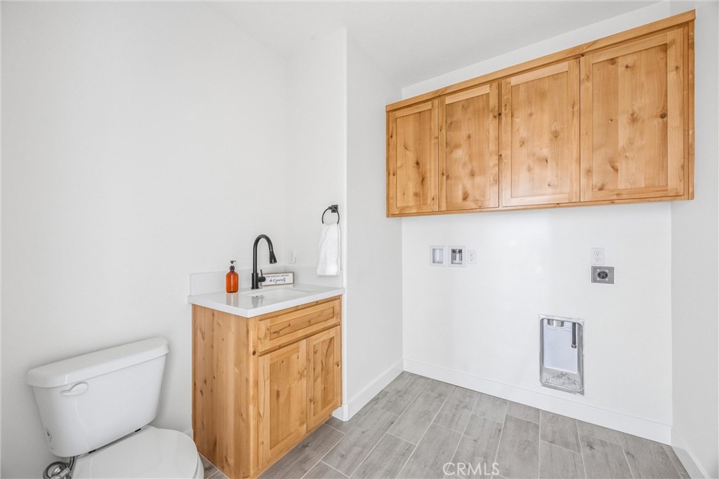 7390 Oakwood Property Photo 15