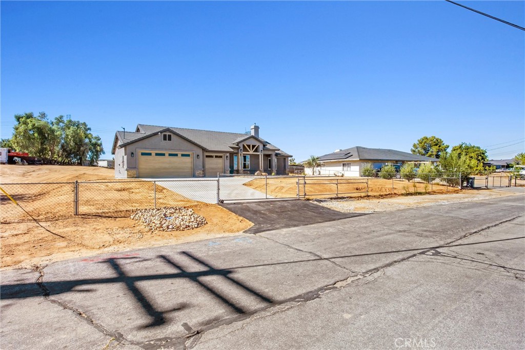 7390 Oakwood Property Photo 40