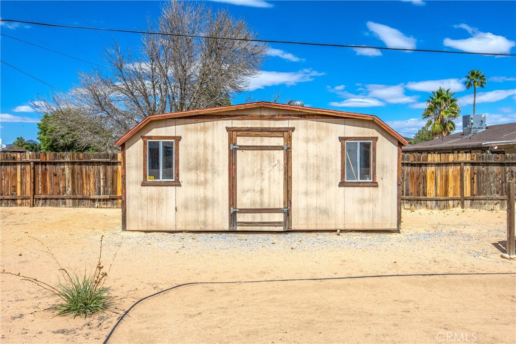 14204 Crow Road Property Photo 25