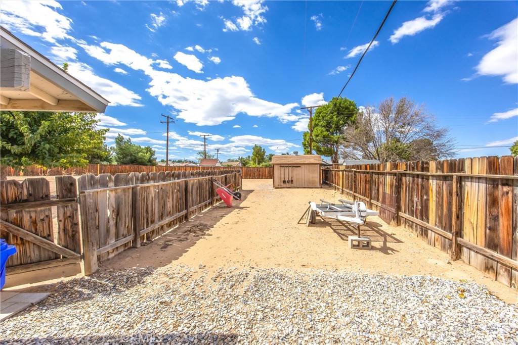14204 Crow Road Property Photo 26