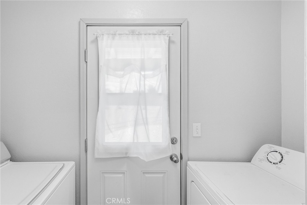 14204 Crow Road Property Photo 16