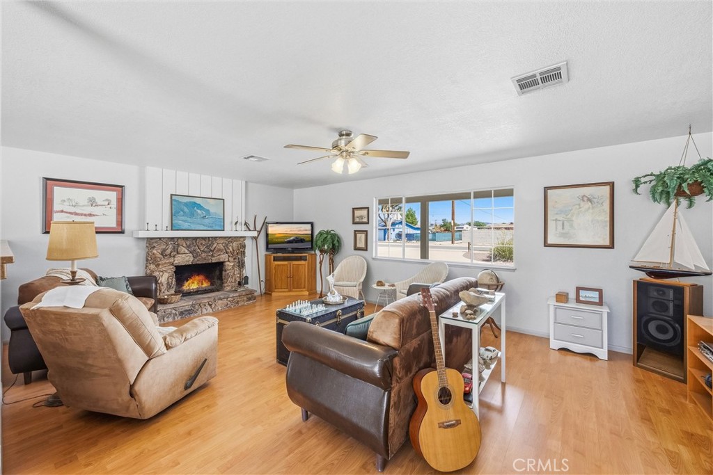 14204 Crow Road Property Photo 37