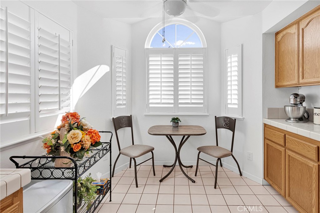 19076 Primrose Property Photo 14