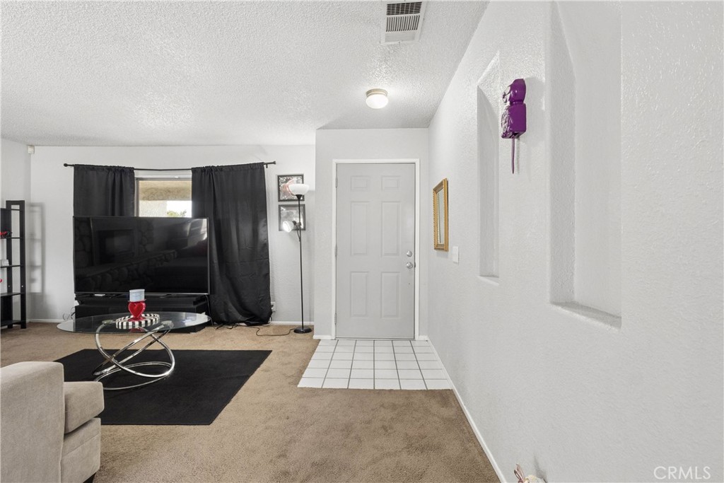 17969 Yucca Property Photo 3