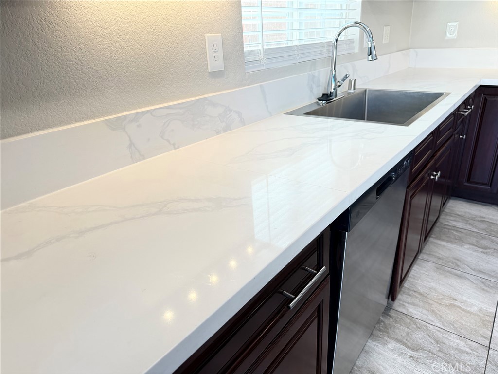 13052 Cerritos Court Property Photo 12